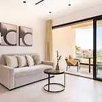 Apartment Sanders Eduardovich *