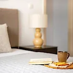 Sanders Eduardovich Apartment Limassol