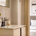 Sanders Eduardovich Apartment Limassol