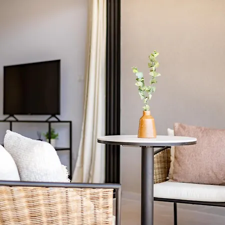 Sanders Eduardovich Apartment Limassol