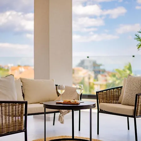 Apartment Sanders Eduardovich *
