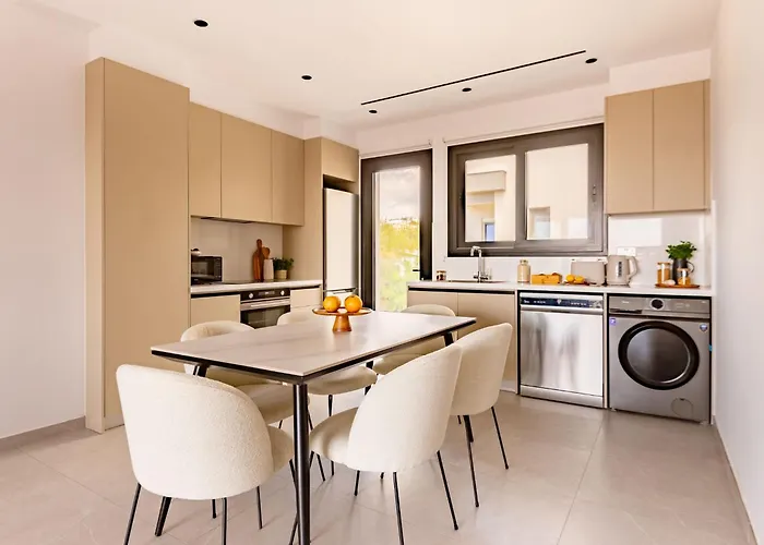 Sanders Eduardovich * Limassol